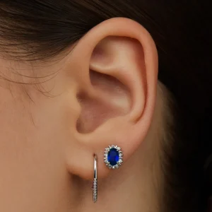 Mia Colore Azure 925 sterling zilver Oorknoppen met blauwe zirkonia steen